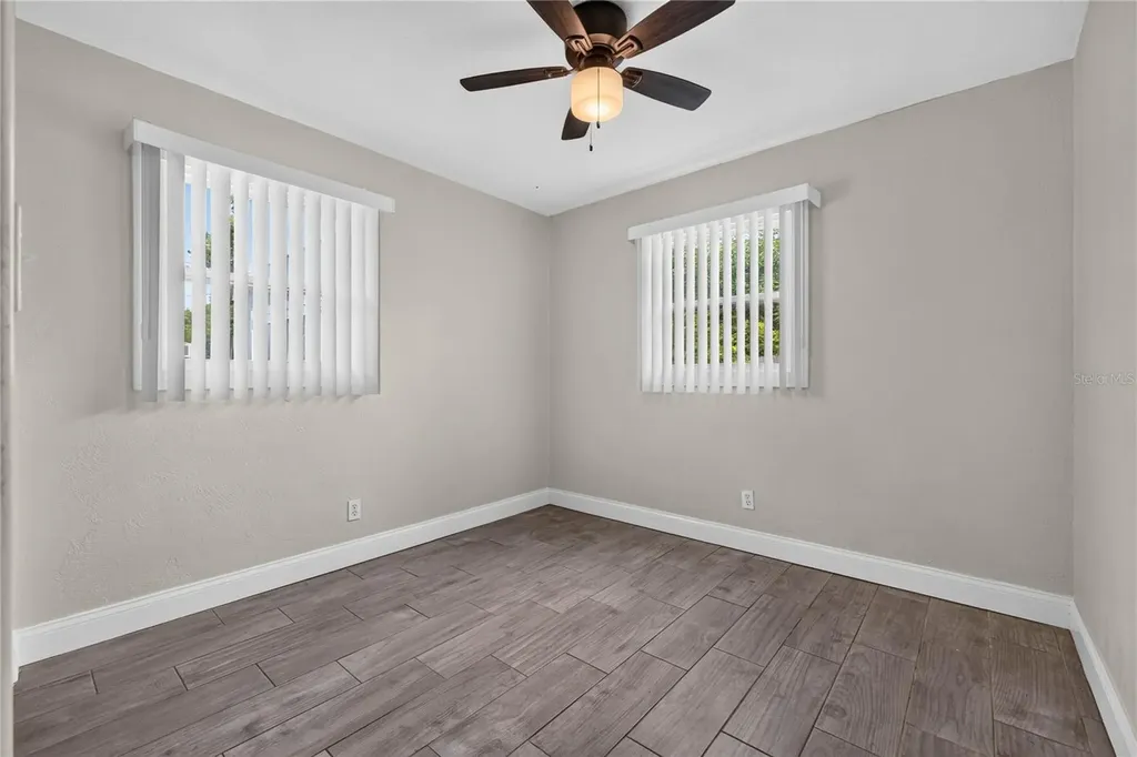 8460 55th Street N Pinellas Park FL 33781