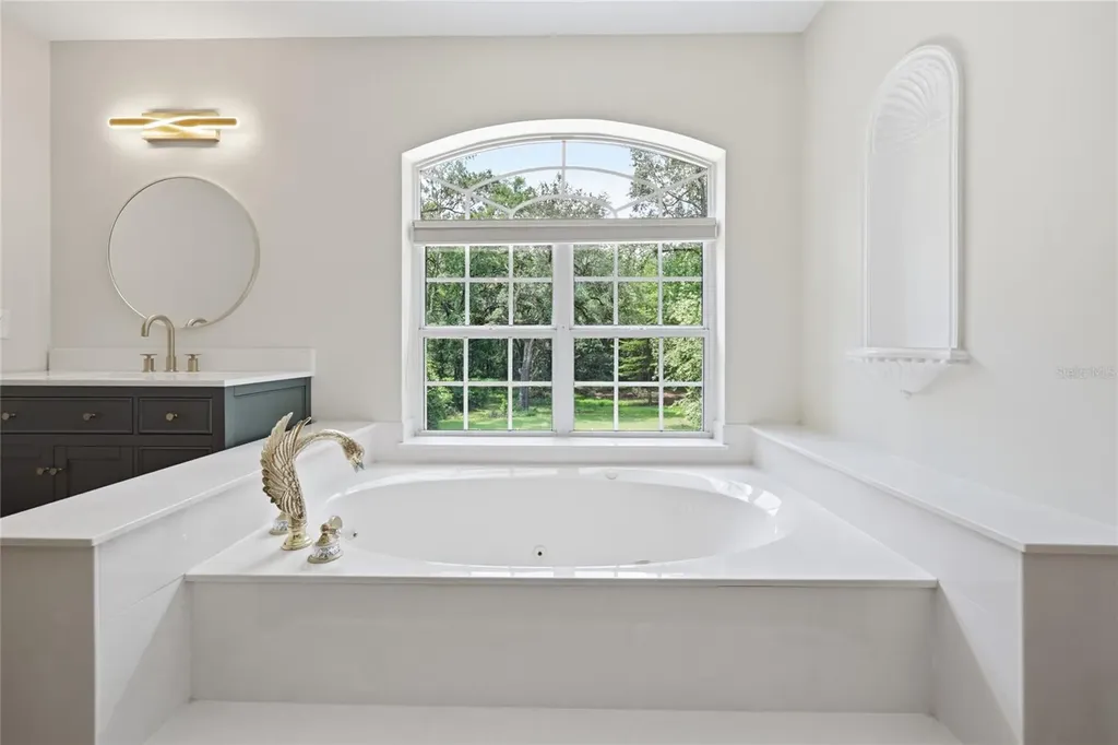11121 NW 15th Place Gainesville FL 32606
