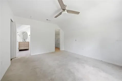 11121 NW 15th Place Gainesville FL 32606