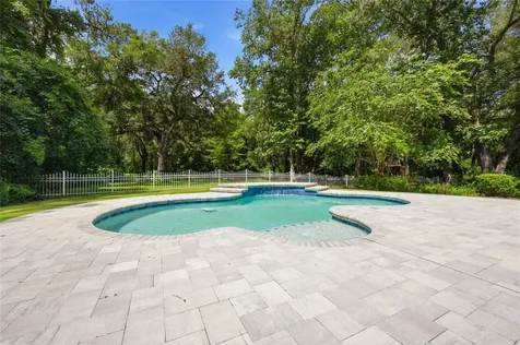 11121 NW 15th Place Gainesville FL 32606