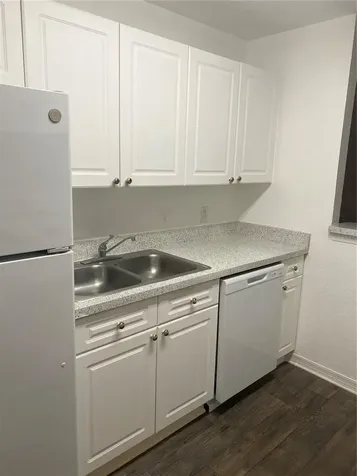 18001 Richmond Place Drive Tampa FL 33647