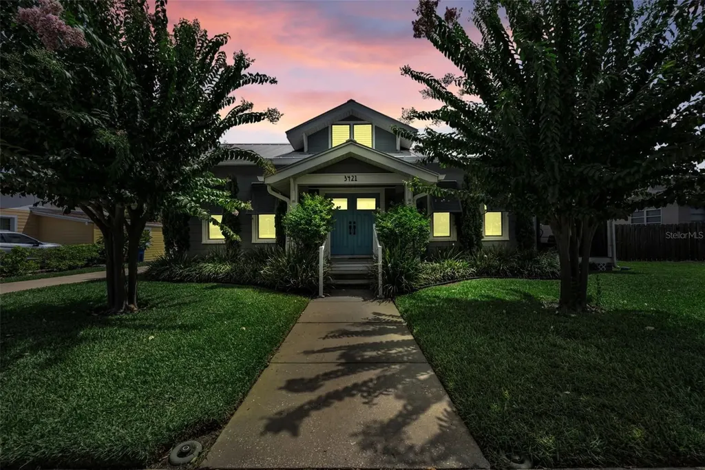 3421 Iris Street N St Petersburg FL 33704
