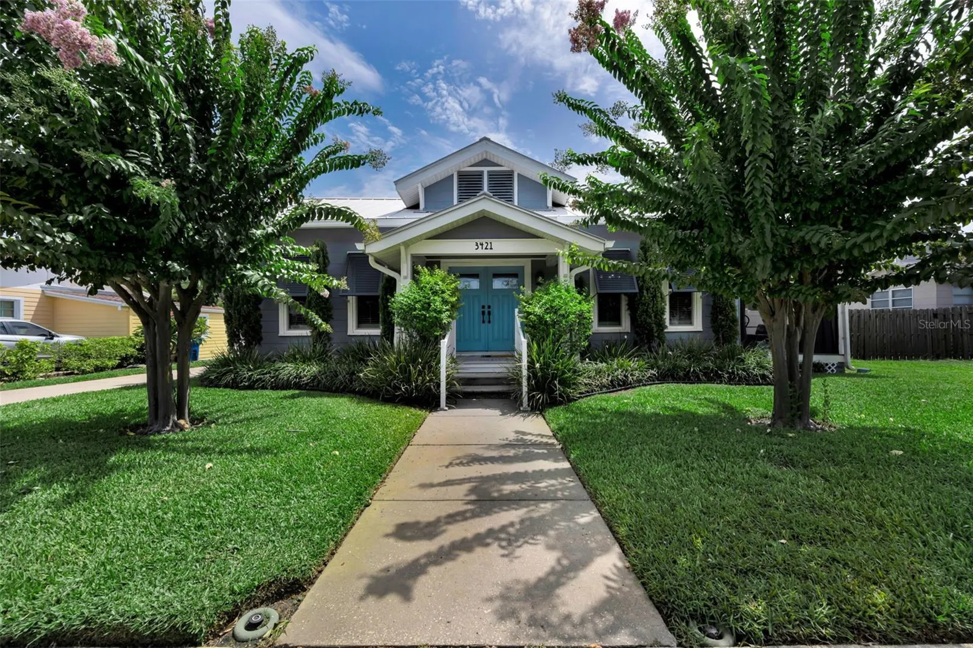 3421 Iris Street N St Petersburg FL 33704