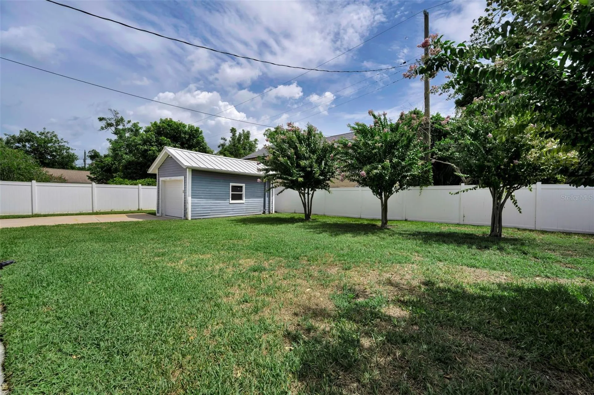 3421 Iris Street N St Petersburg FL 33704