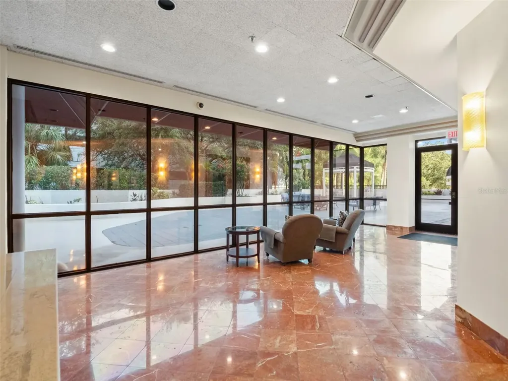 530 E Central Boulevard Orlando FL 32801
