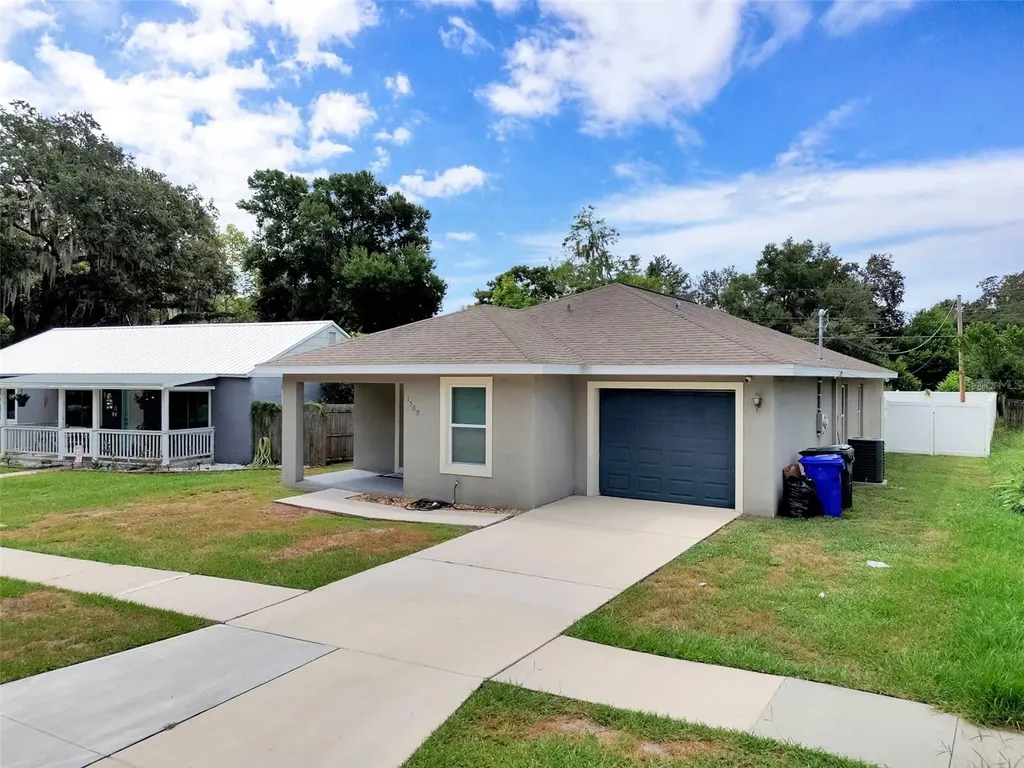 1509 E Elm Road Lakeland FL 33801