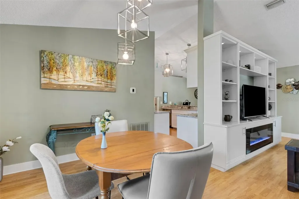 2426 Icecapade Drive Sarasota FL 34240