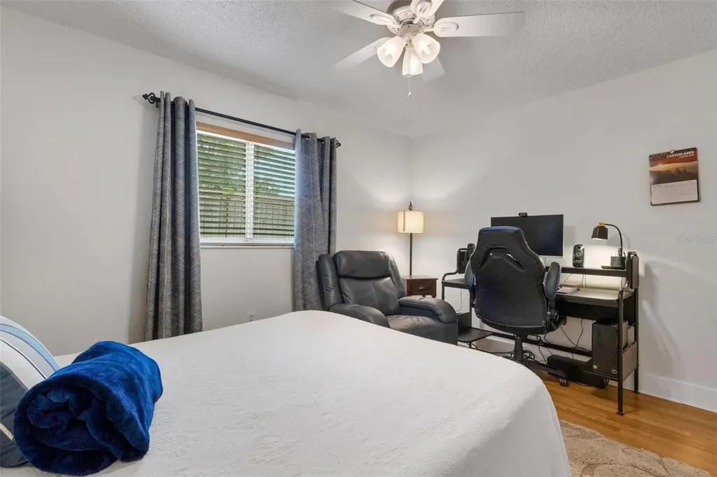 2426 Icecapade Drive Sarasota FL 34240