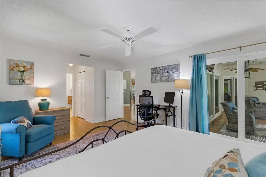 2426 Icecapade Drive Sarasota FL 34240