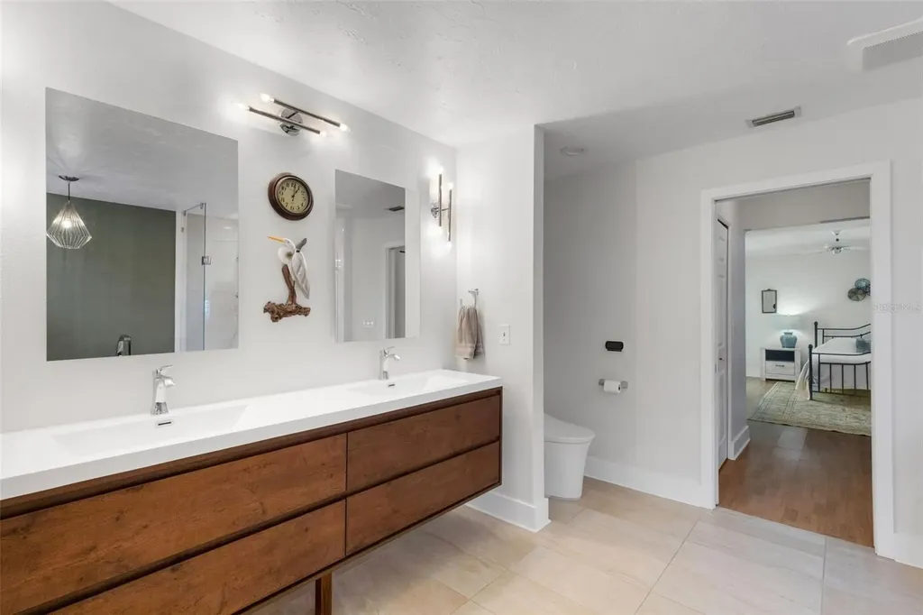 2426 Icecapade Drive Sarasota FL 34240