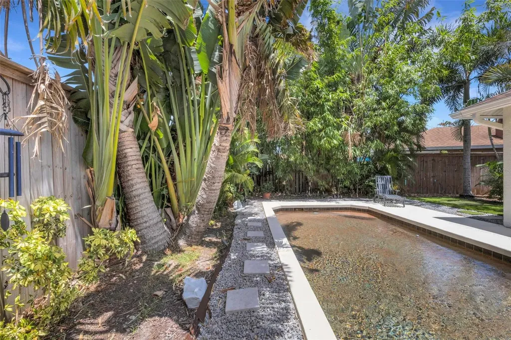 2426 Icecapade Drive Sarasota FL 34240