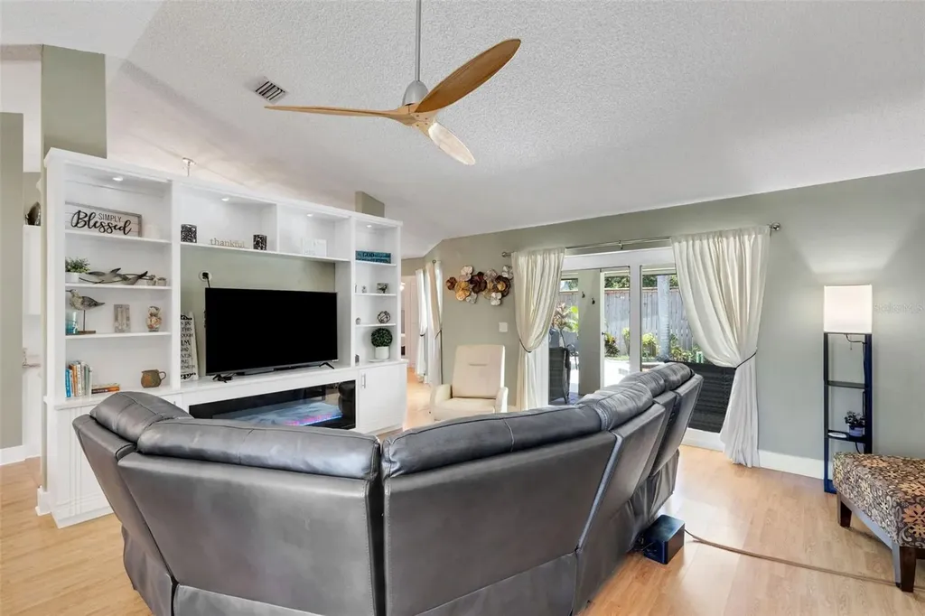 2426 Icecapade Drive Sarasota FL 34240