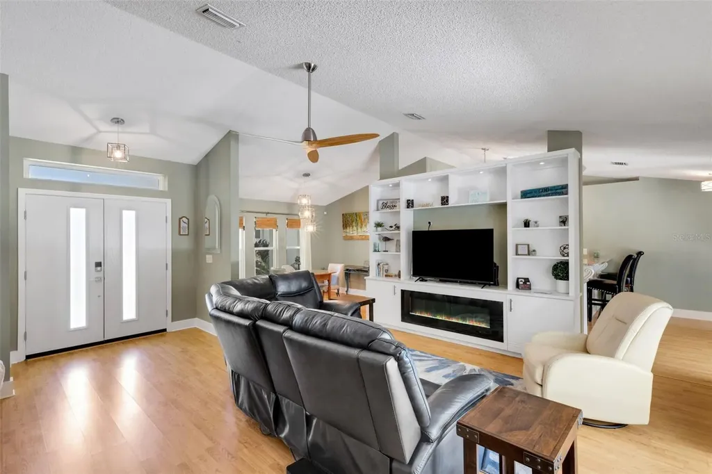 2426 Icecapade Drive Sarasota FL 34240