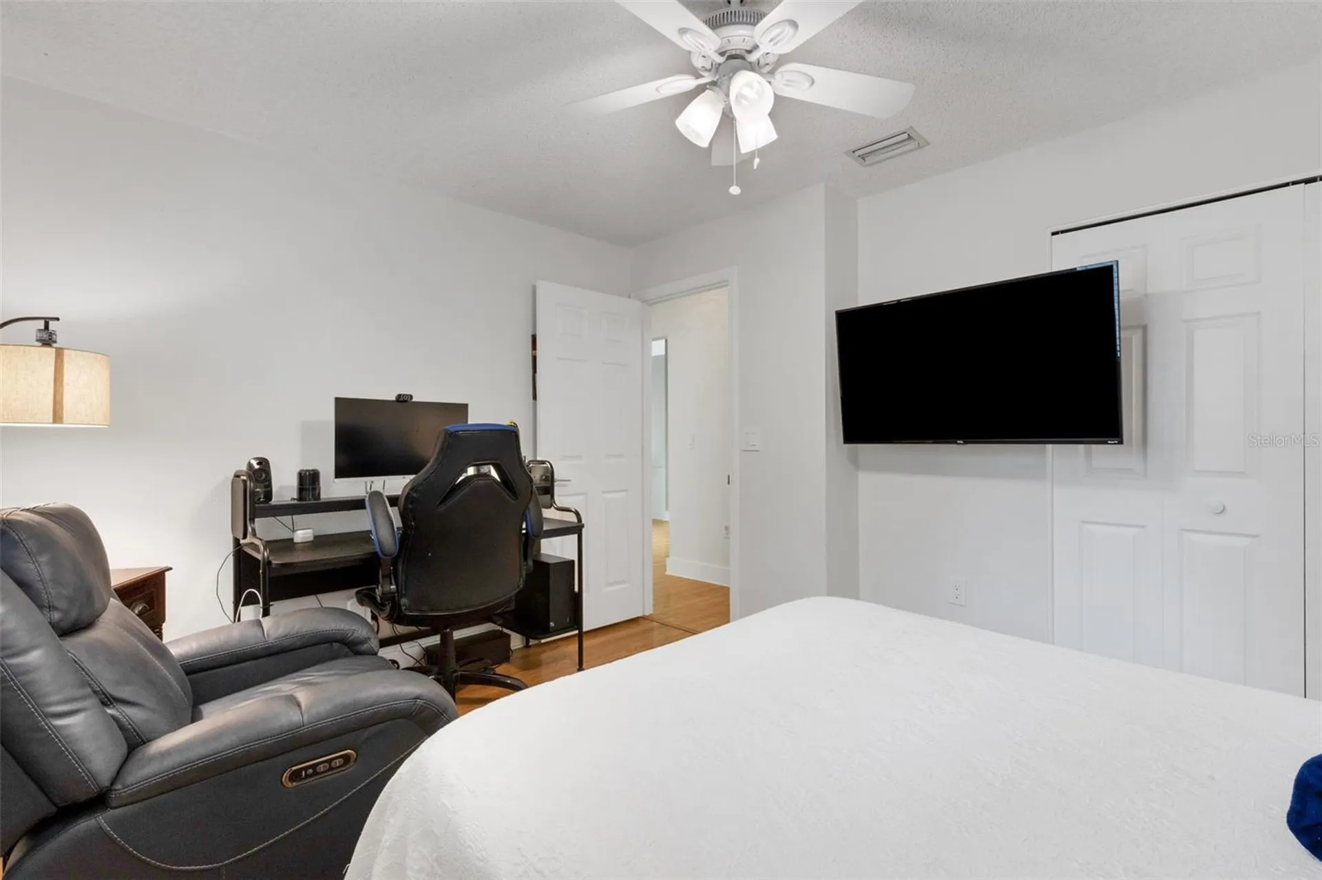 2426 Icecapade Drive Sarasota FL 34240