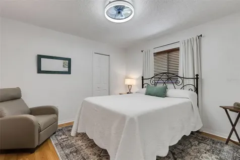 2426 Icecapade Drive Sarasota FL 34240