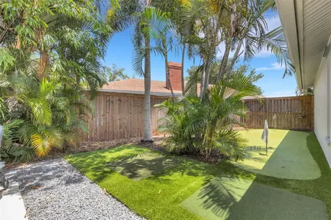 2426 Icecapade Drive Sarasota FL 34240