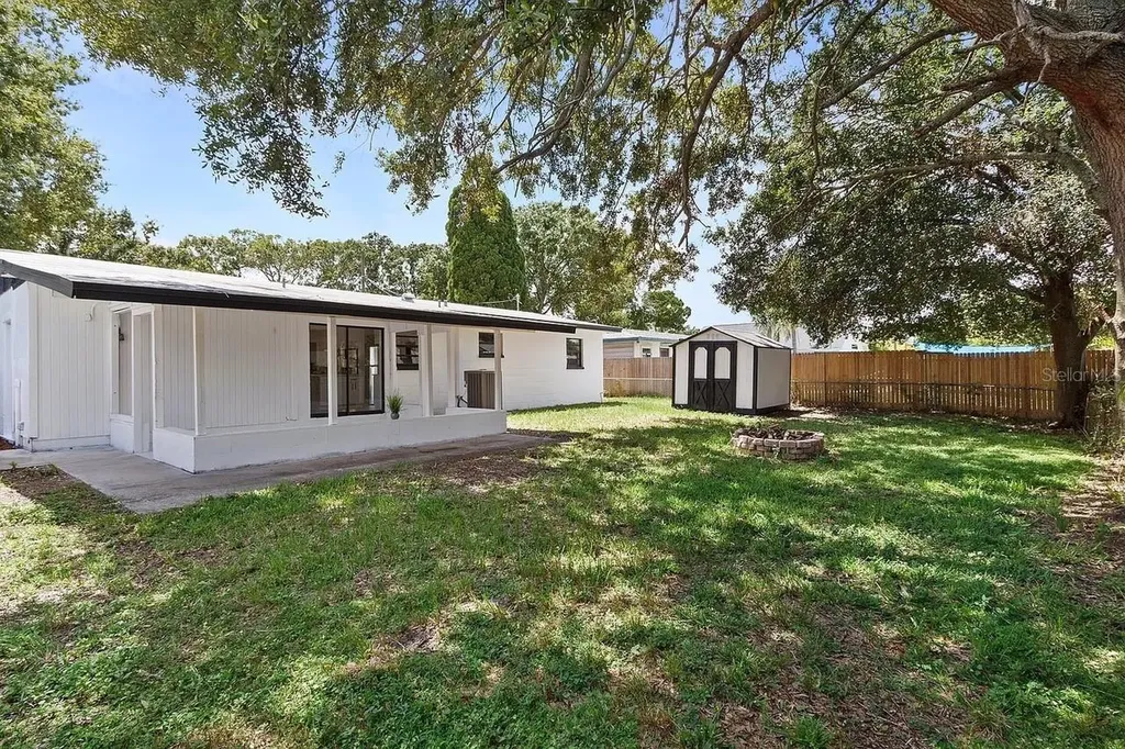 4721 W Wisconsin Avenue Tampa FL 33616
