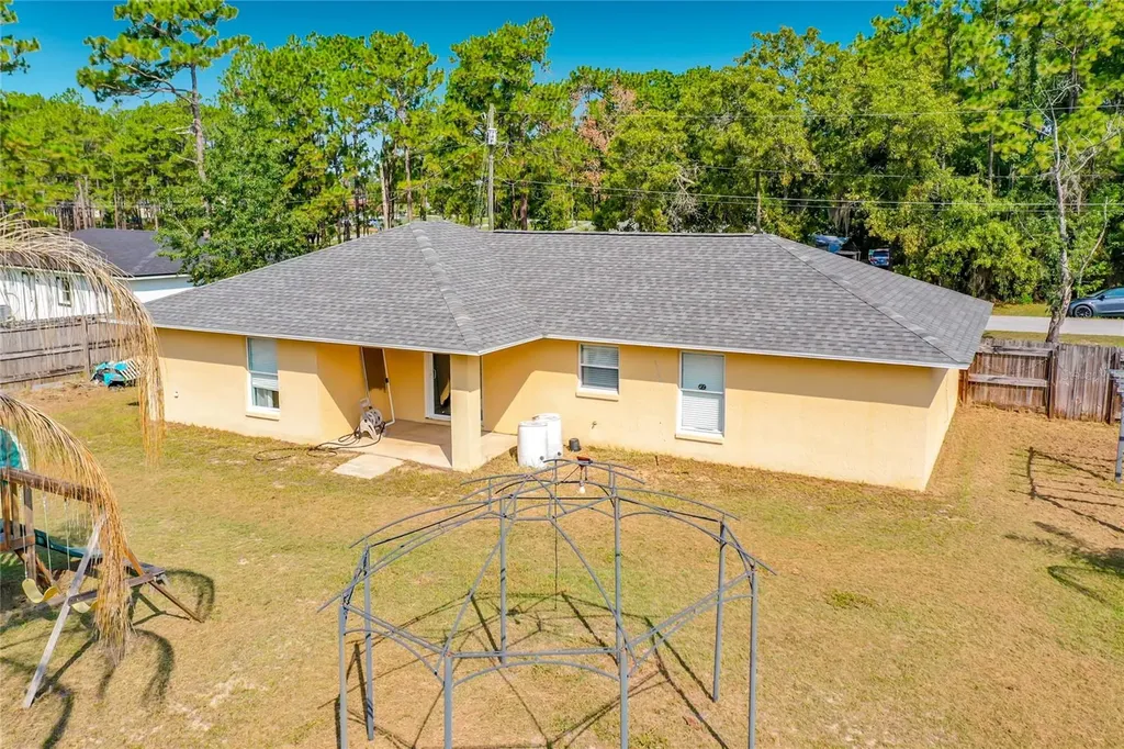 13 Bahia Pass Run Ocala FL 34472