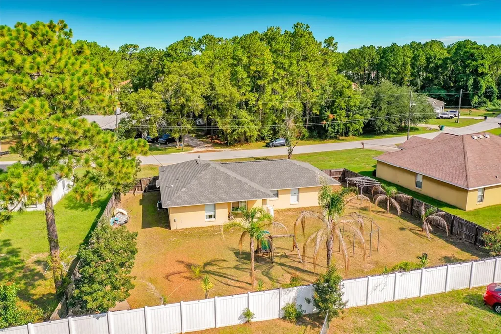 13 Bahia Pass Run Ocala FL 34472