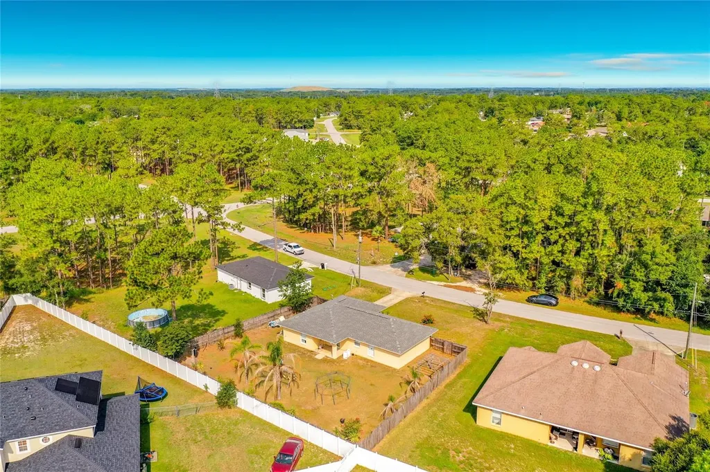 13 Bahia Pass Run Ocala FL 34472