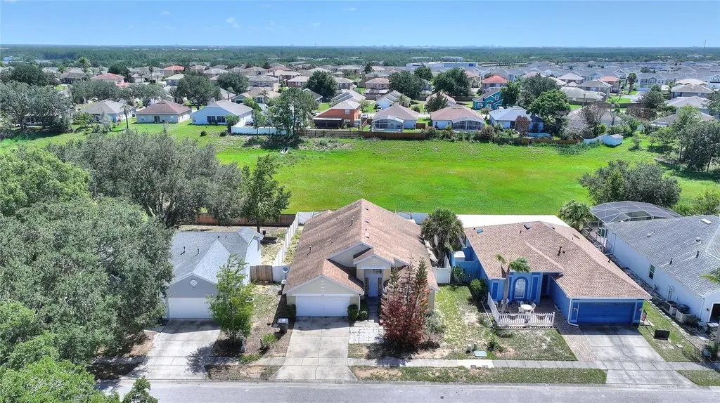 844 Berwick Drive Davenport FL 33897