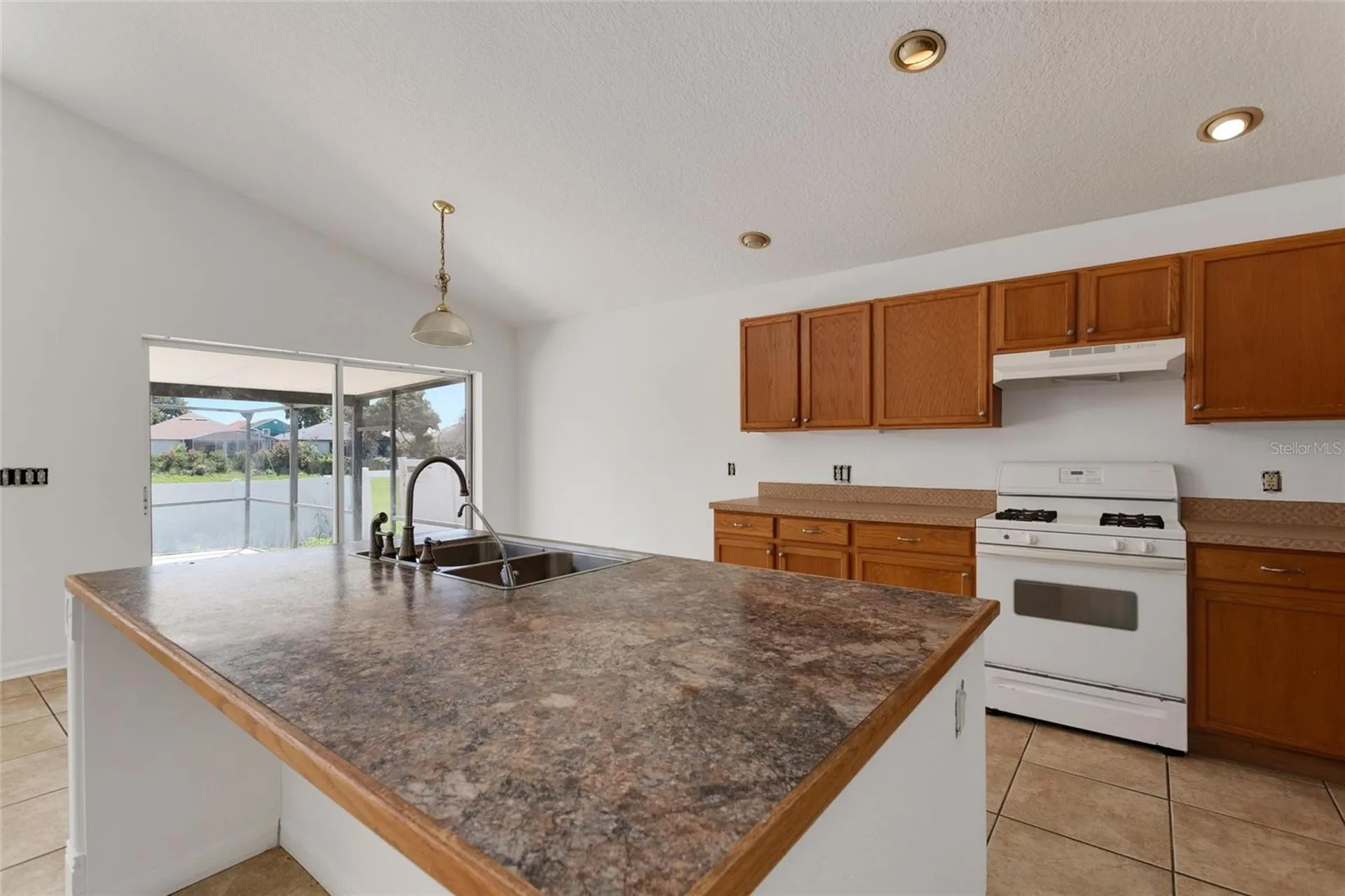 844 Berwick Drive Davenport FL 33897