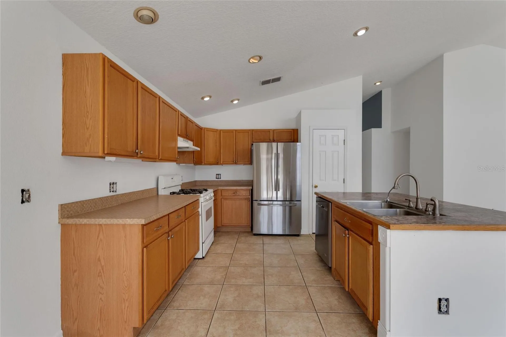 844 Berwick Drive Davenport FL 33897