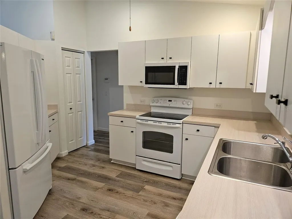 1088 Panda Road Venice FL 34293