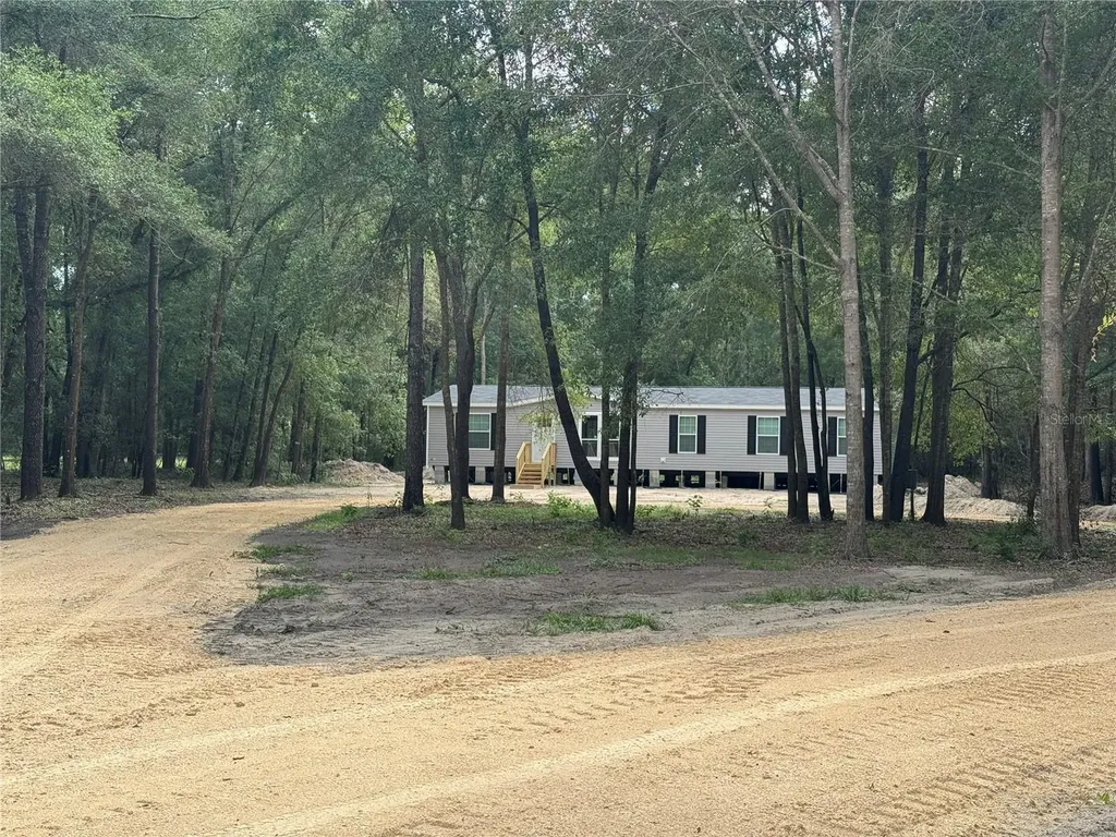 17790 NW 266th Street High Springs FL 32643