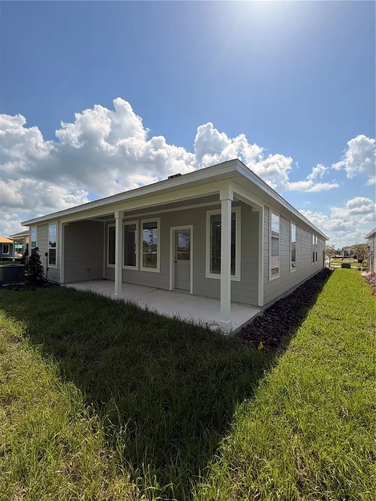 5063 Loggia Lane Kissimmee FL 34758