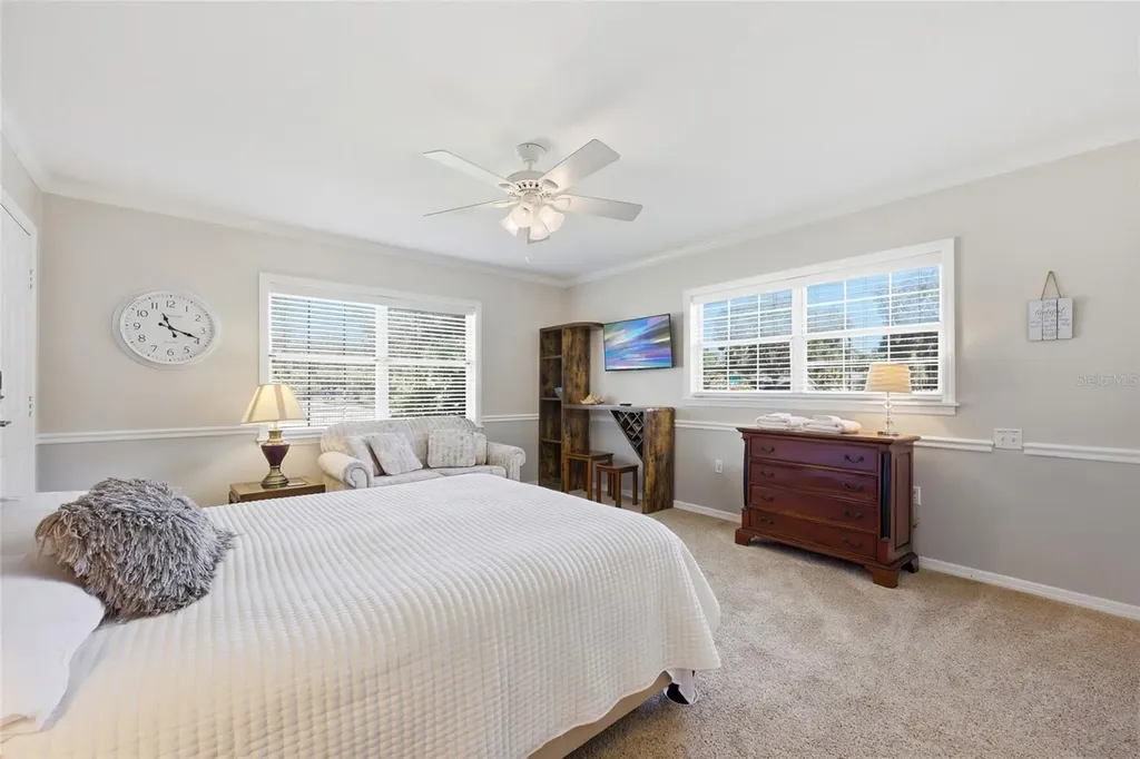 936 N Baker Street Mount Dora FL 32757