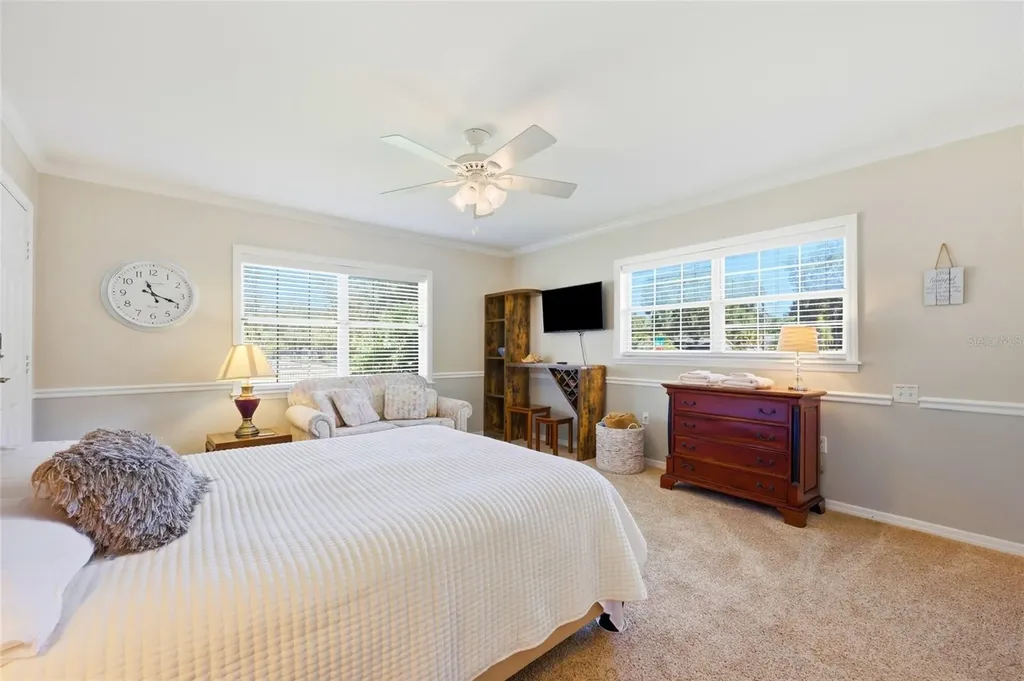 936 N Baker Street Mount Dora FL 32757
