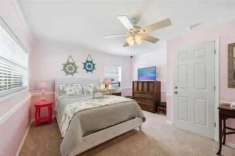 936 N Baker Street Mount Dora FL 32757