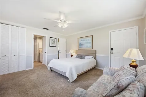 936 N Baker Street Mount Dora FL 32757