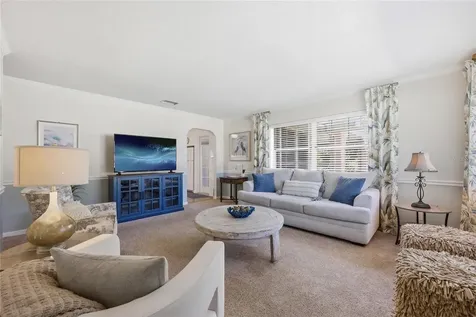 936 N Baker Street Mount Dora FL 32757