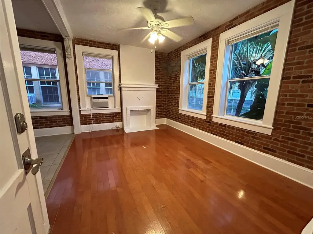 1727 Ringling Boulevard Sarasota FL 34236