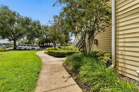 4115 Chatham Oak Court Tampa FL 33624