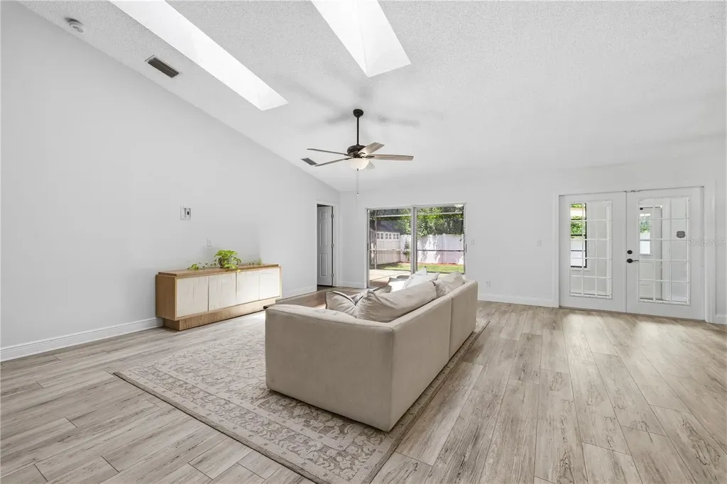1570 Club Drive Tarpon Springs FL 34689