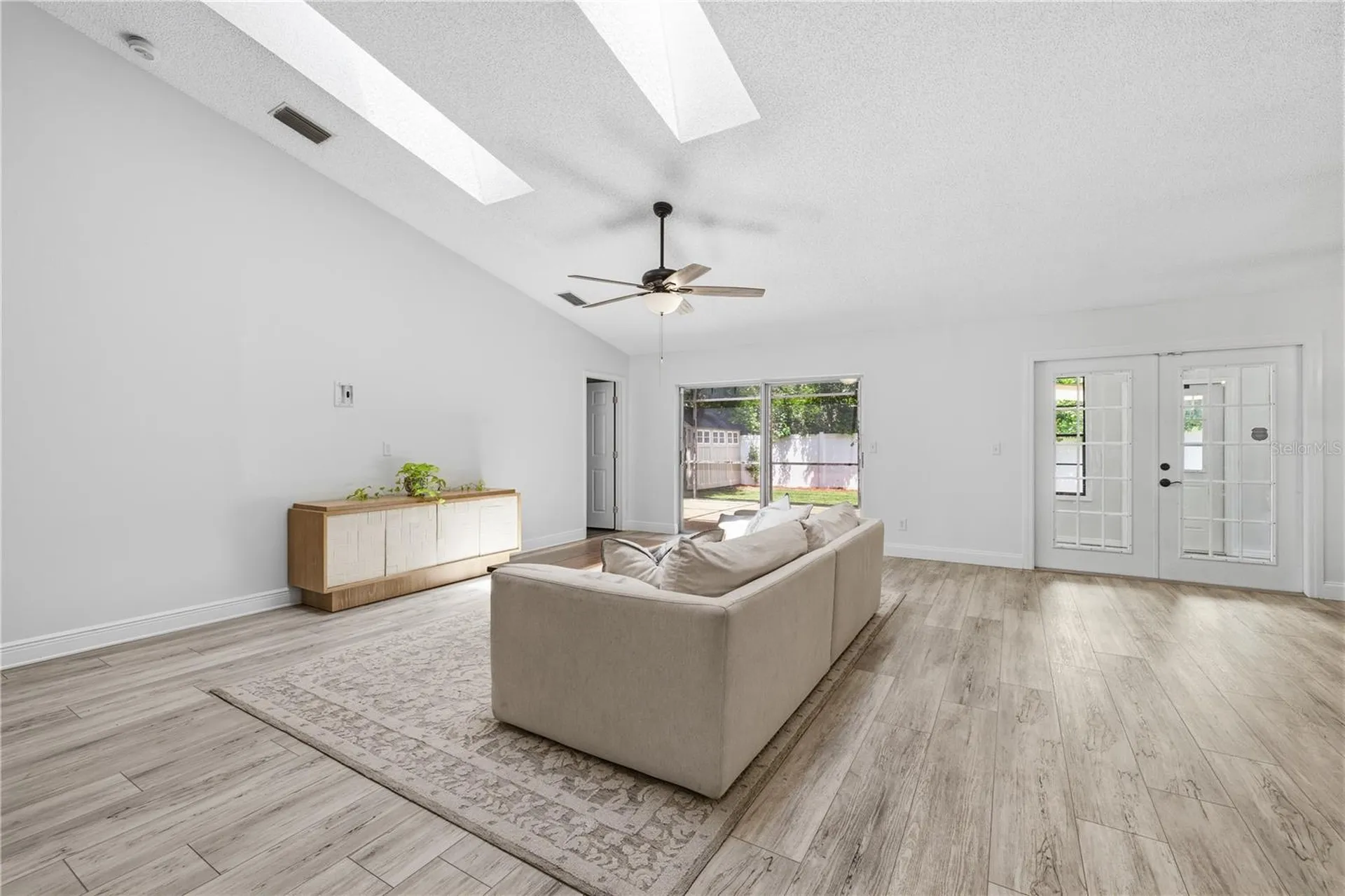 1570 Club Drive Tarpon Springs FL 34689