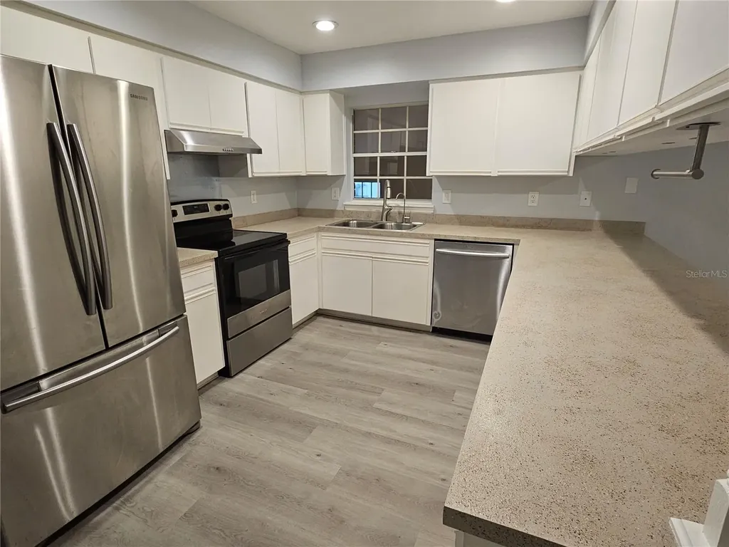 22360 Southshore Drive Land O Lakes FL 34639
