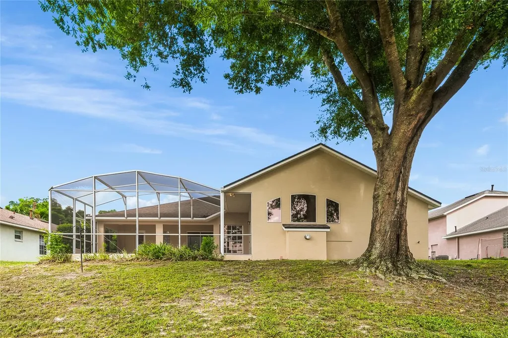 99 Hollow Pine Drive Debary FL 32713