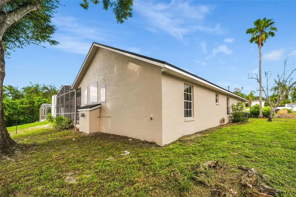 99 Hollow Pine Drive Debary FL 32713