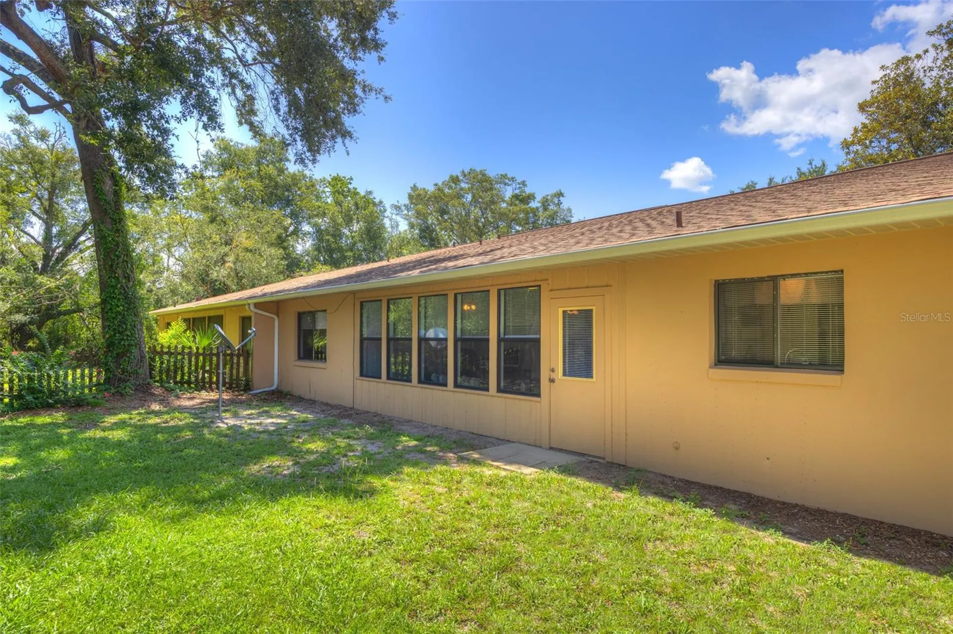 1055 W Village Green Road Deland FL 32720