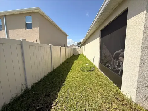 2250 Hidden Palm Drive Sanford FL 32773