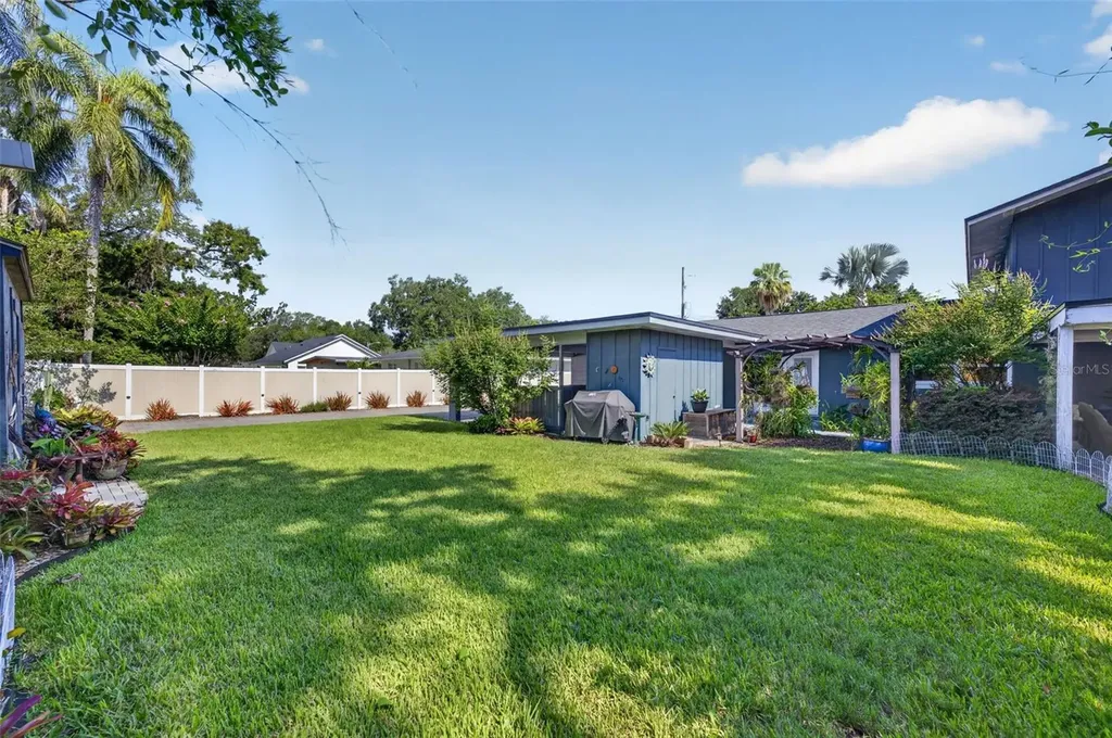 1120 Arthur Street Orlando FL 32804
