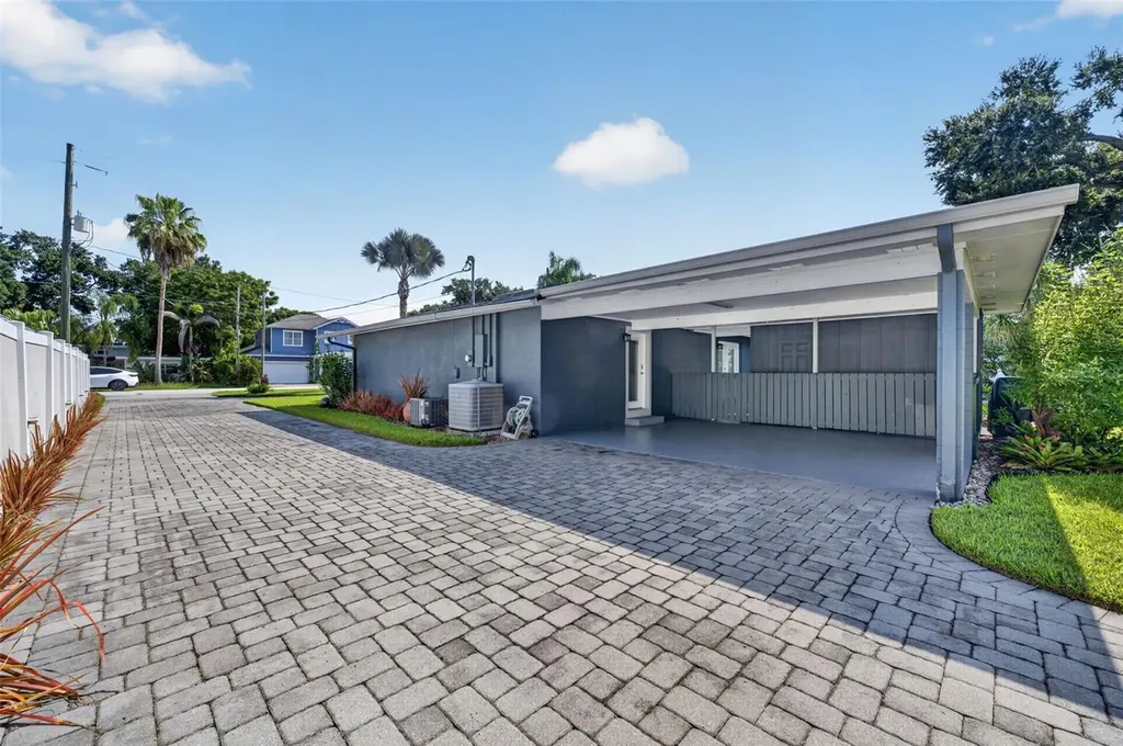 1120 Arthur Street Orlando FL 32804