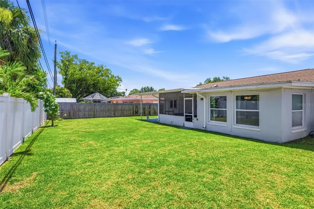 11407 61st Avenue Seminole FL 33772