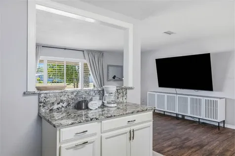11407 61st Avenue Seminole FL 33772