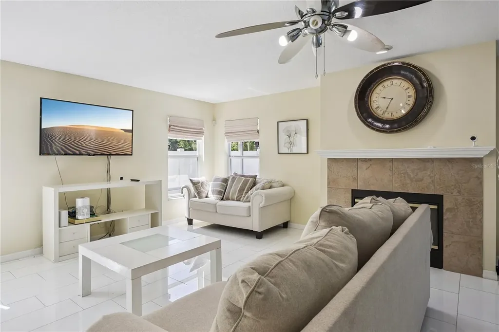 644 Flower Fields Lane Orlando FL 32824