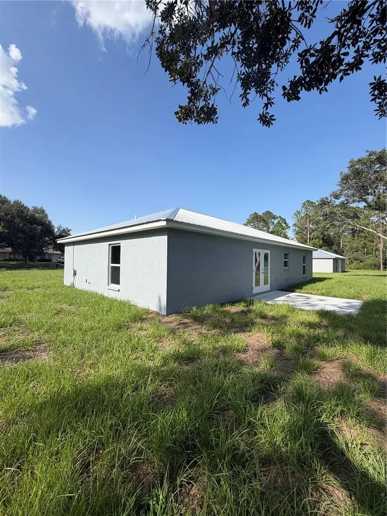 1987 Lemon Drive Lake Wales FL 33898